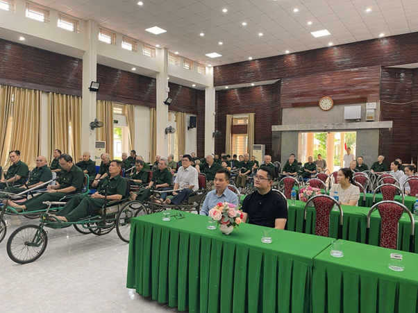 thay-nguyen-dinh-tuan-3-1759295174.png