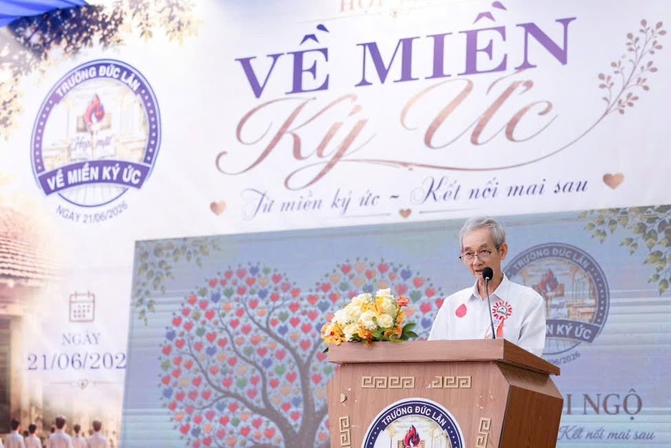 ve-mien-ky-uc4-1782547304.jpg