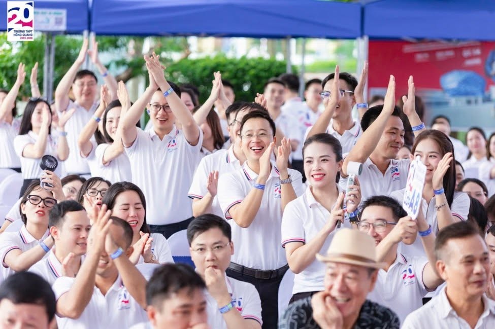 thpt-hong-quang10-1786264967.jpg