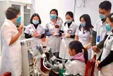 KÝ SỰ GIẢNG ĐƯỜNG: MỘT NGÀY LÀM SINH VIÊN TUMP