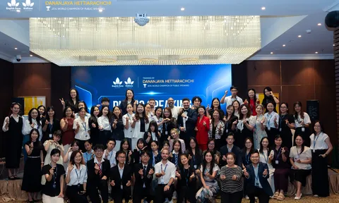 KIDZONE VIỆT NAM TỔ CHỨC PUBLIC SPEAKING MASTERY VÀ KÝ KẾT HỢP TÁC ĐỘC QUYỀN VỚI DANANJAYA HETTIARACHCHI
