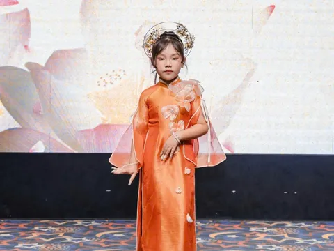 Cô bé Bảo Ngọc ở Huế đạt hàng loạt Huy chương, Học bổng dù mới chỉ bắt đầu lên lớp 3: Mẹ tiết lộ lịch học bất ngờ, nói thẳng về tranh cãi trên MXH