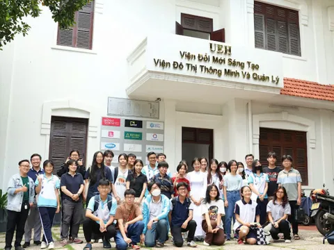 Thúc đẩy các hoạt động khoa học gắn kết cộng đồng thông qua dự án khởi xướng bởi nhóm học sinh THPT tại TP.HCM