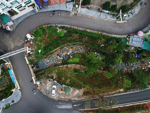 Cảnh Ô Nhiễm Khó Tin Ở Con Suối Uốn Quanh Đỉnh Núi Tam Đảo