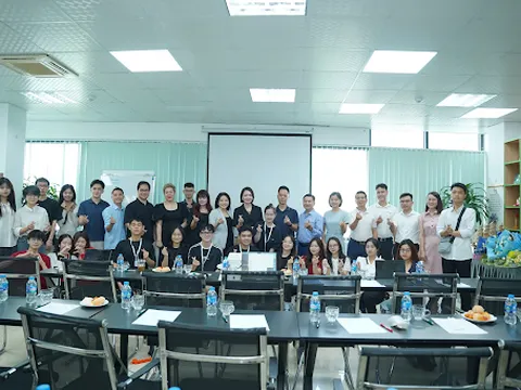 MARKETING Y DƯỢC - ROAD TO MARCOM: BÙNG NỔ CHIẾN LƯỢC TẠI VÒNG 2