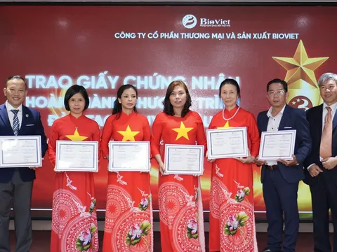 BIOVIET KHẲNG ĐỊNH VỊ THẾ TẠI NAM NINH: VINH DANH LÃNH ĐẠO XUẤT SẮC VÀ TRIỂN KHAI ĐÀO TẠO CHUYÊN SÂU VỀ ĐÔNG TRÙNG HẠ THẢO
