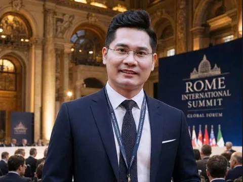 Diễn giả Nguyễn Phúc Nhạc: "Điều người trẻ cần nhất hôm nay không chỉ là kiến thức mà là niềm tin vào chính mình"