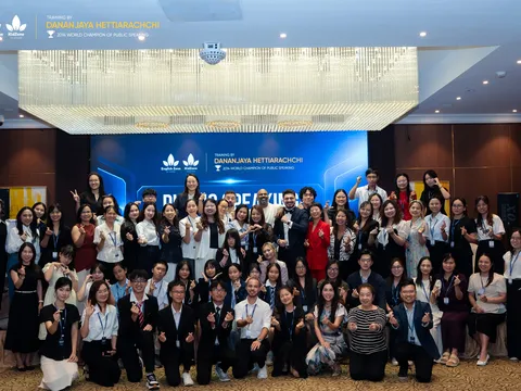 KIDZONE VIỆT NAM TỔ CHỨC PUBLIC SPEAKING MASTERY VÀ KÝ KẾT HỢP TÁC ĐỘC QUYỀN VỚI DANANJAYA HETTIARACHCHI